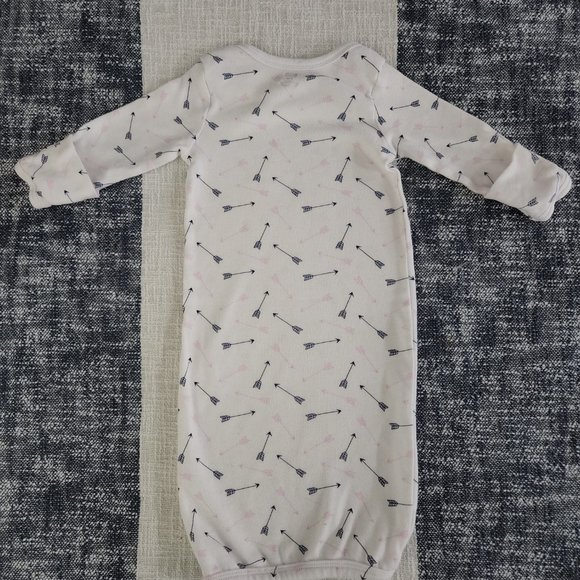 HB Arrows Nightgown (0 to 6 months) - Picture 2 of 3